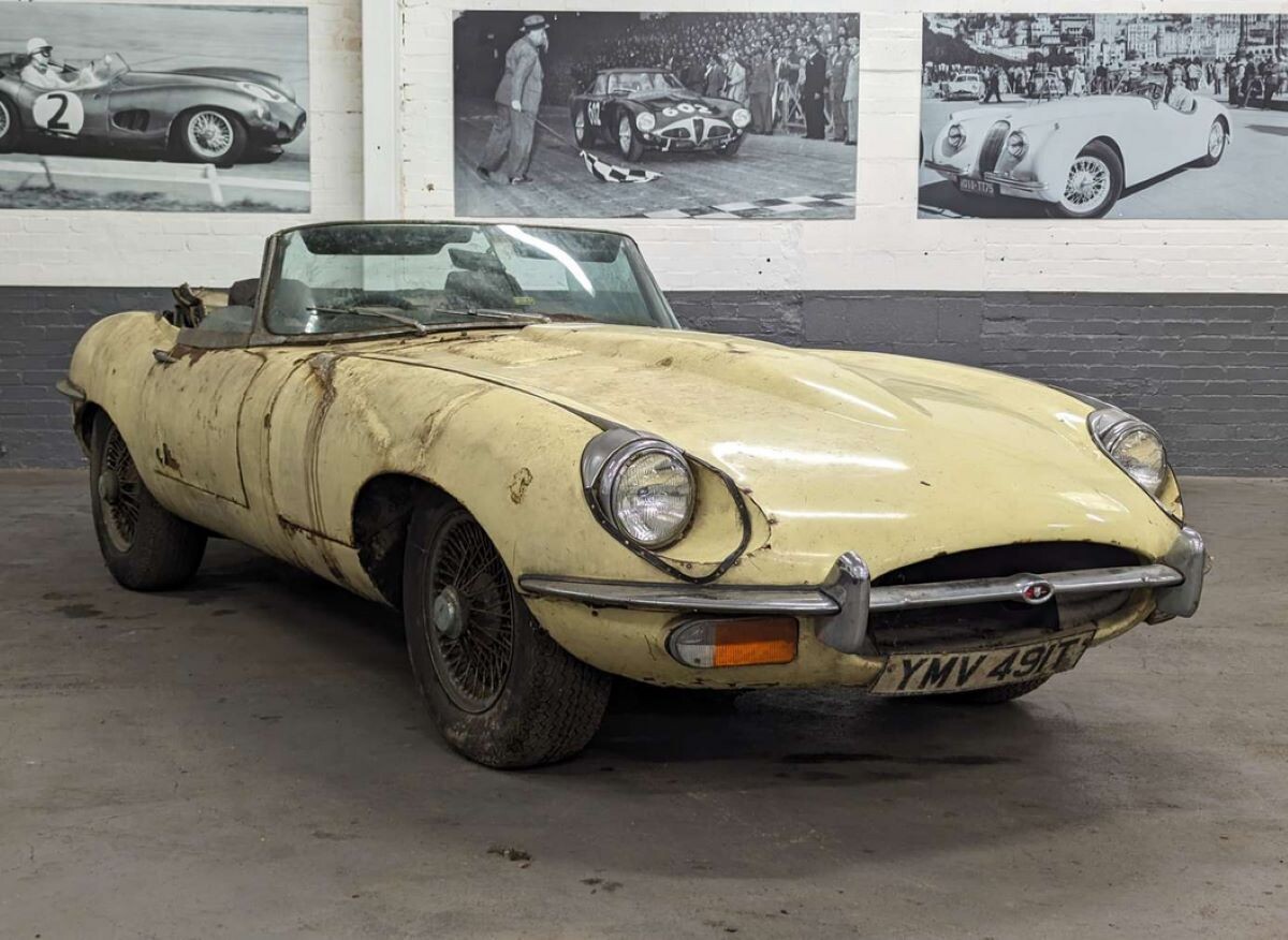 , Ils retrouvent une collection abandonnée de Jaguar des 70’s